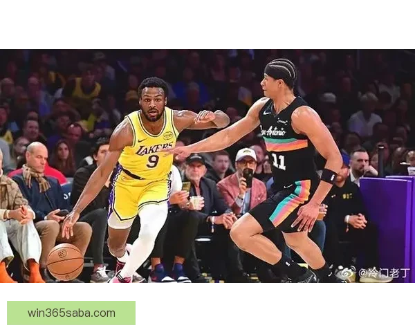 布朗尼回忆与父亲单挑比赛：赢得比赛后他不小心打碎了篮板